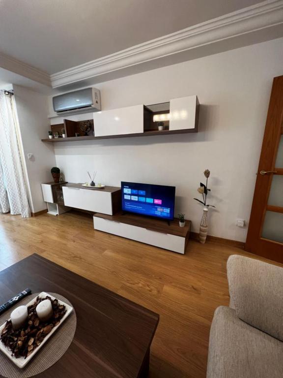Beach Apartment อาลิกันเต ภายนอก รูปภาพ