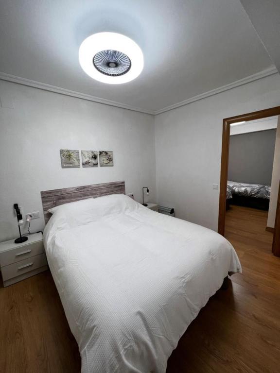Beach Apartment อาลิกันเต ภายนอก รูปภาพ