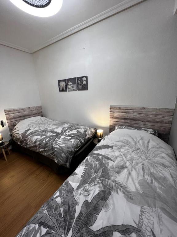 Beach Apartment อาลิกันเต ภายนอก รูปภาพ